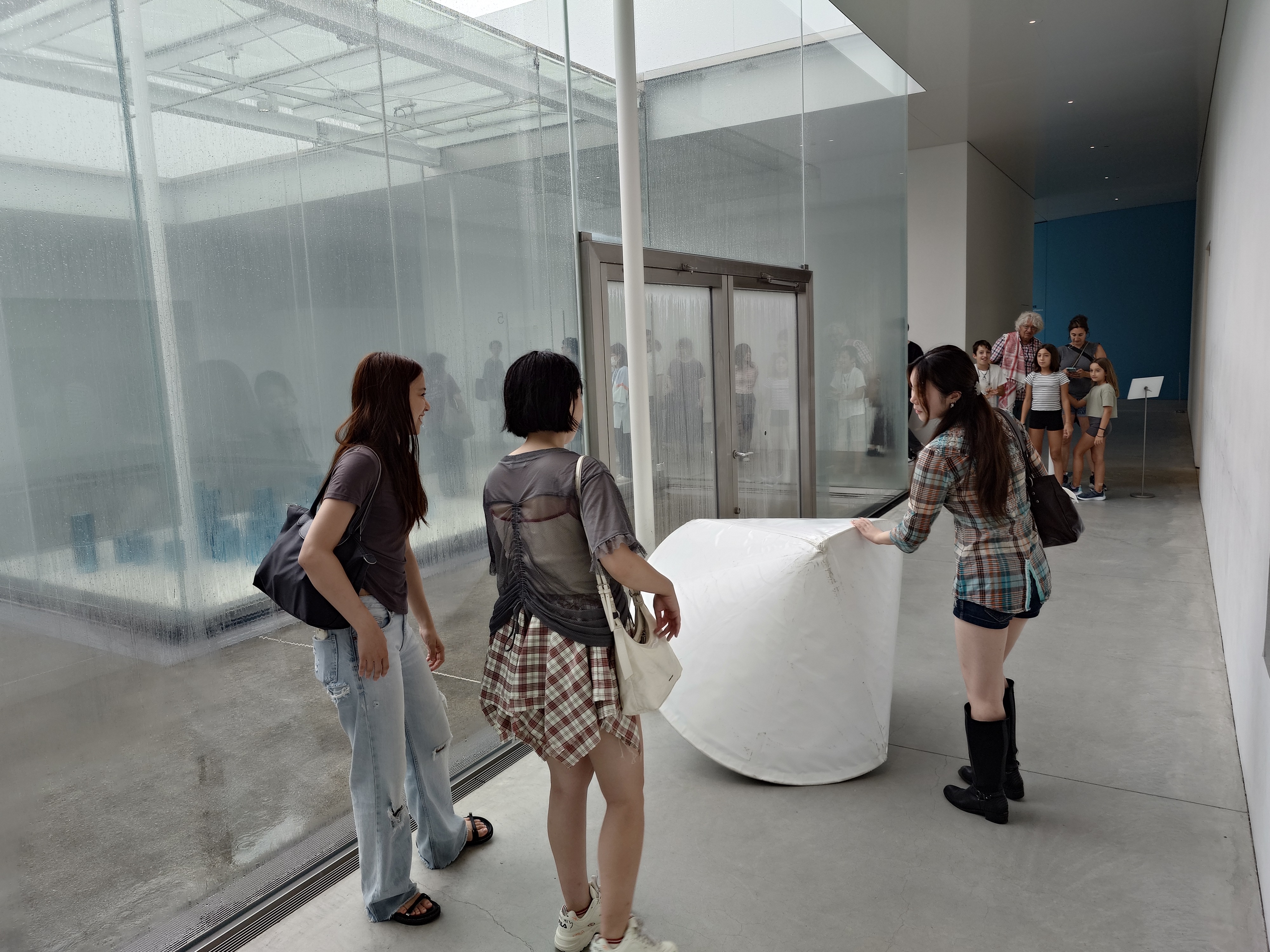 兼六園・金沢21世紀美術館などを巡る金沢市内観光